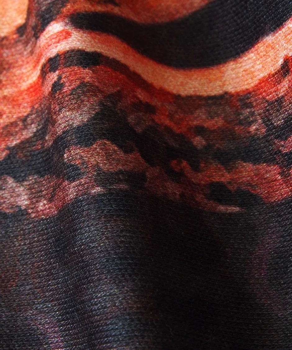 Black Premium Jersey Mahagoni – Detail