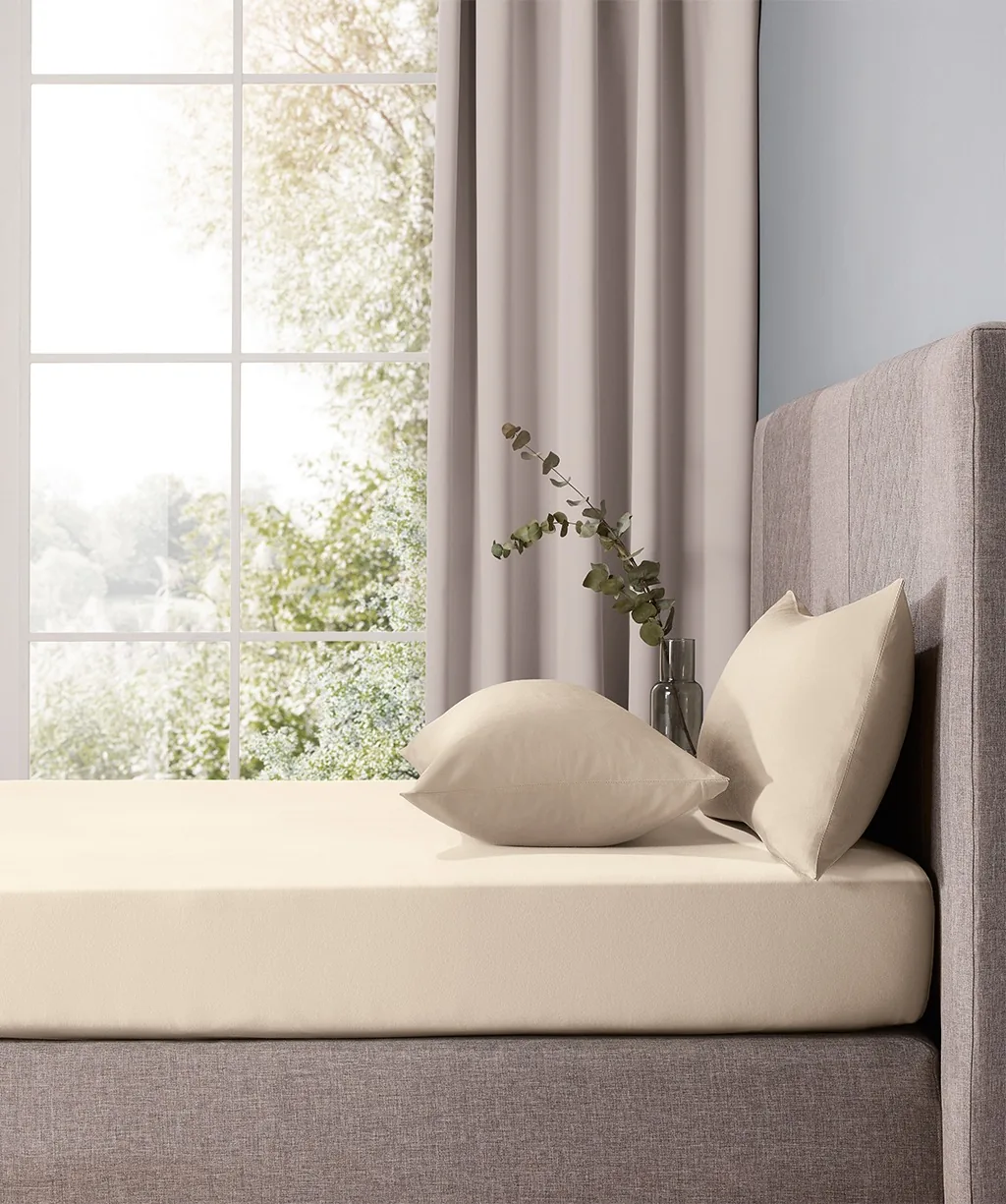 Black Premium TENCEL™ Creme – Ambiente