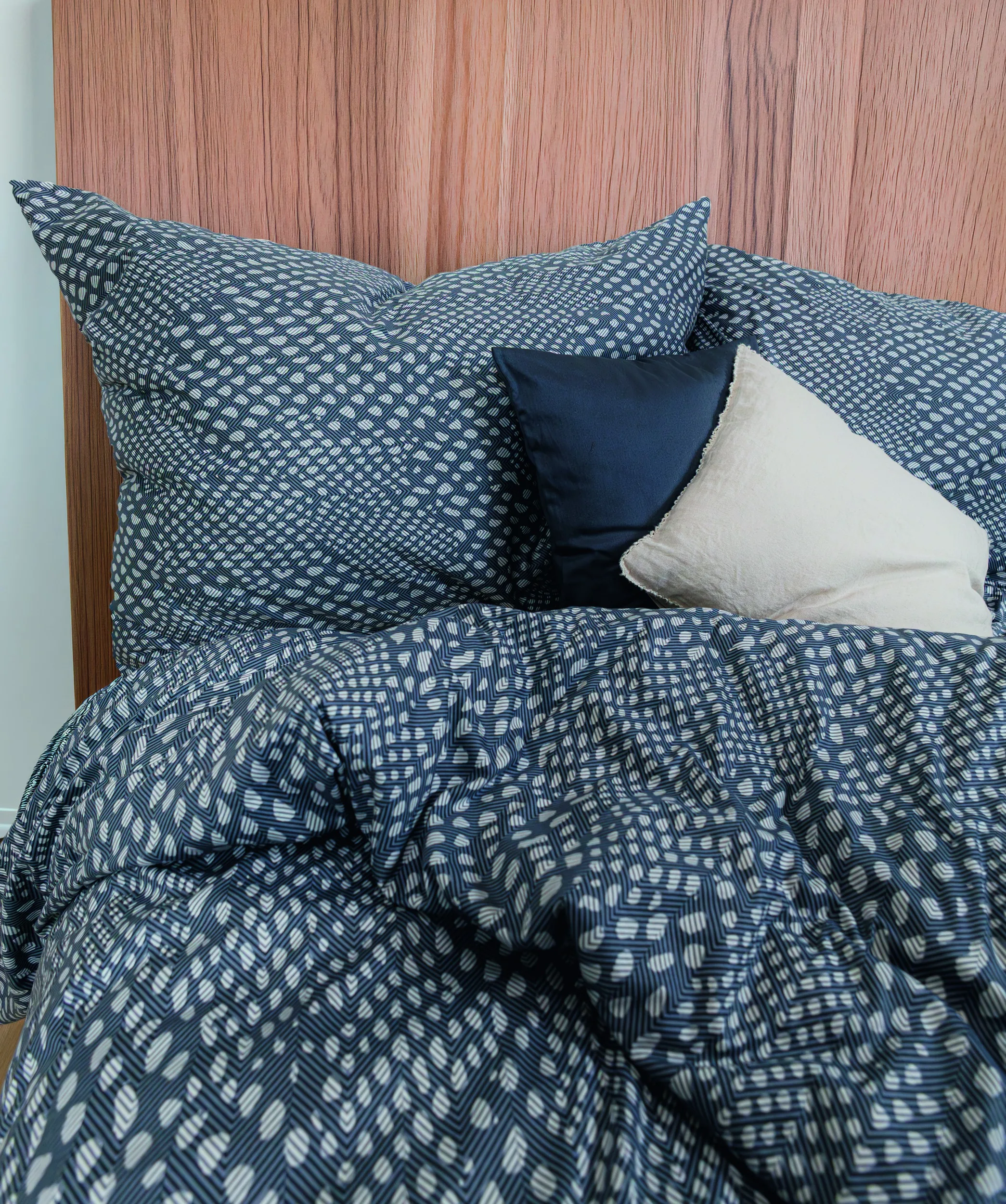 Modern Elegance Anthrazit – Ambiente